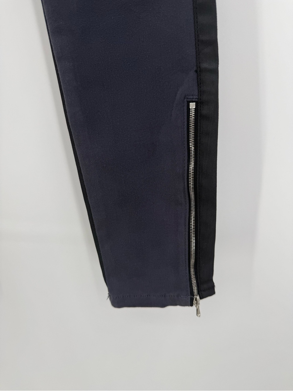 7 For All Mankind Gray/Black Jeggings Skinny Fit Zipper Detail Stretch Pants - Picture 9 of 13